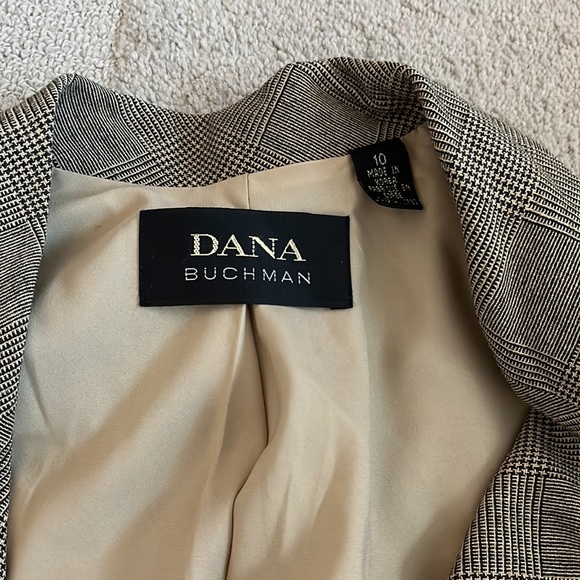 Dana Bachman womens skirt suit set, blazer size 10, skirt size 12 - Picture 3 of 7